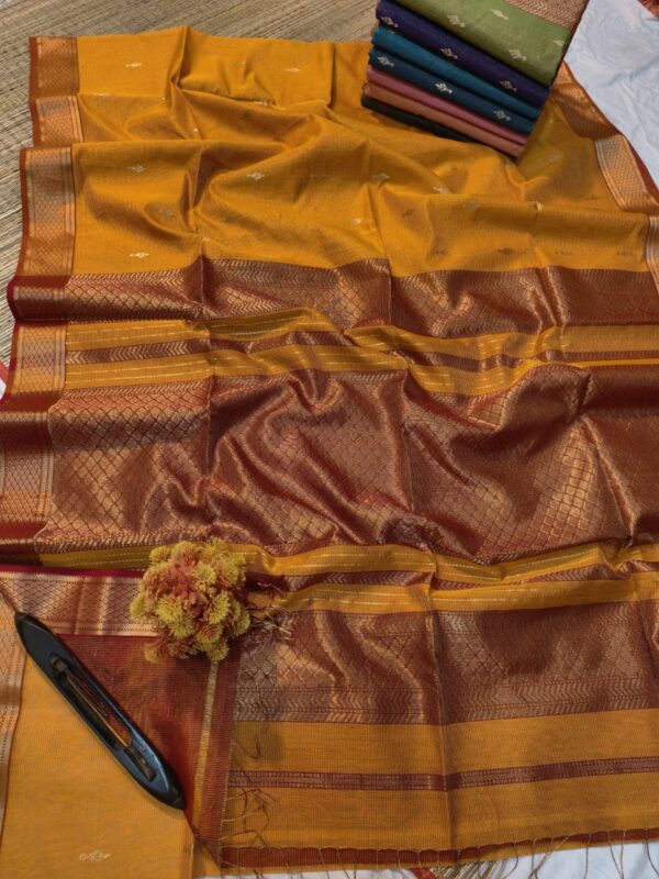 Maheshwari tissue buti heavy rich pallu saree