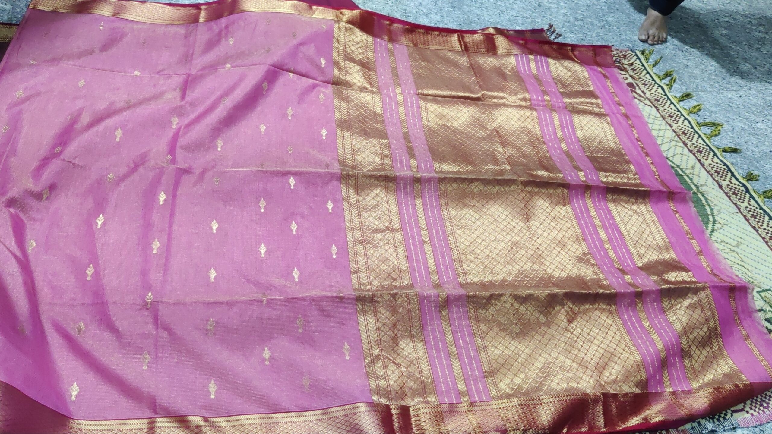 heavy pallu tissue Maheshwari full tissue Saree - Image 2